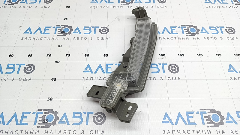 Дневной ходовой огонь DRL левый Toyota Prius 50 19-22