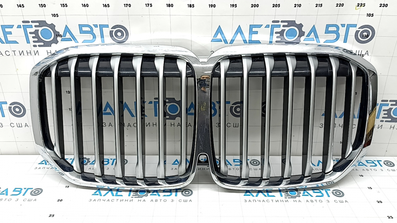 Решетка радиатора grill BMW X7 G07 19-22 без ночного видения, под камеру, тычка