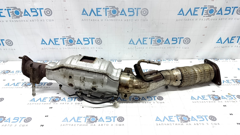 Приемная труба с катализатором Nissan Rogue 22-26 1.5T с датчиком, ржавая, надорвана сетка