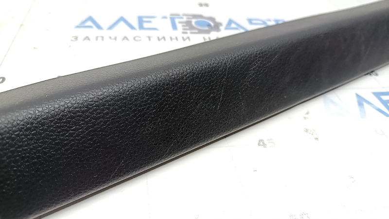 Накладка порога передняя правая Honda Civic XI FE/FL 22-26 черная, царапины