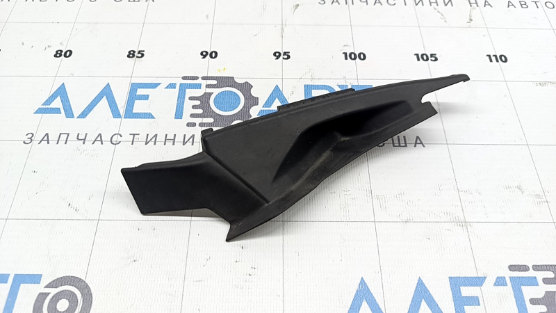 Уплотнитель решетки дворников правый Honda Civic XI FE/FL 22-26