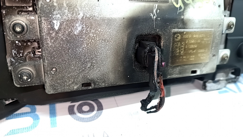 Монитор, дисплей, навигация BMW X7 G07 19-22 12.3" под управление жестами, в копоти, оплавлен корпус, рабочий