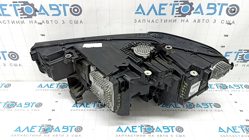 Фара передняя правая в сборе BMW X7 G07 19-22 LED с блоками, без кронштейна и уплотнителя, мусор внутри