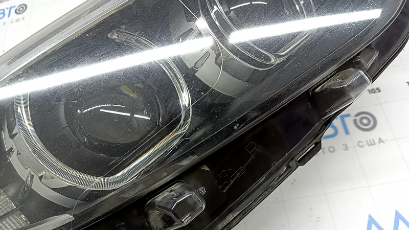 Фара передняя правая в сборе BMW 4 F32/33/36 18-20 LED, сколы, под полировку