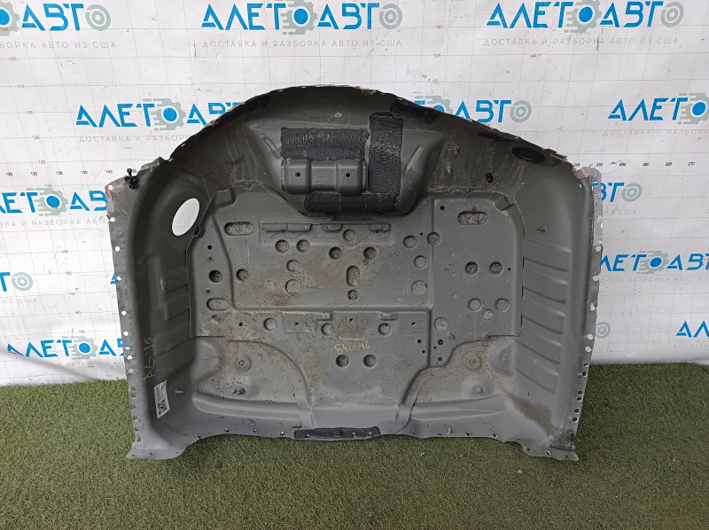 Корыто багажника Audi A6 C7 12-18 высверлено