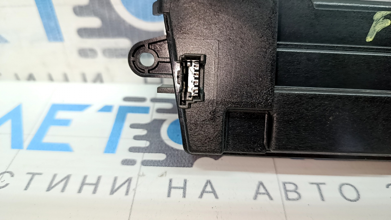Управление климат-контролем BMW 4 F32/33/36 16-20 dual zone с подогревом сидений, хром обрамление, потерт экран
