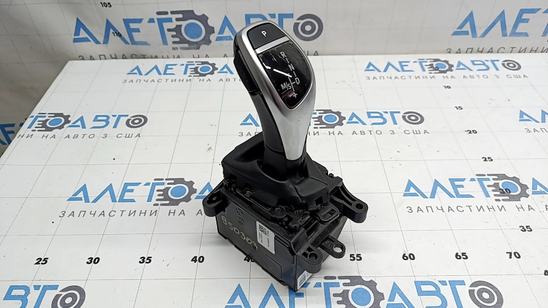Шифтер с ручкой КПП BMW 4 F32/33/36 14-20 Sport царапины, сколы