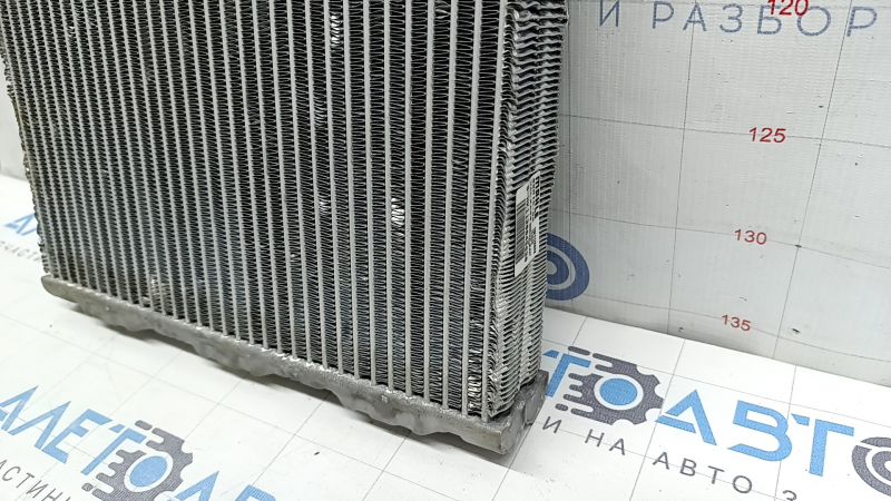 Испаритель Mercedes W167 GLE 350 450 20-23 без корпуса, примяты соты