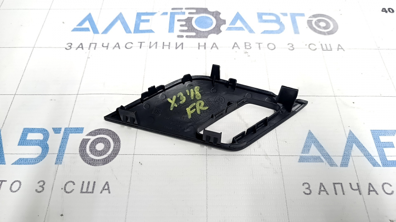 Накладка обшивки двери карточки передняя правая BMW X3 G01 18-21 черная, под кнопки
