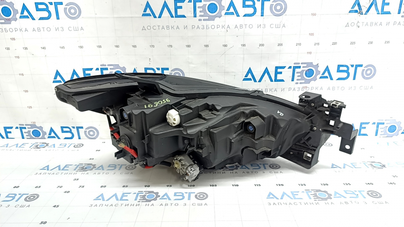 Фара передняя левая в сборе Mazda 6 18-21 usa LED без AFS, царапины