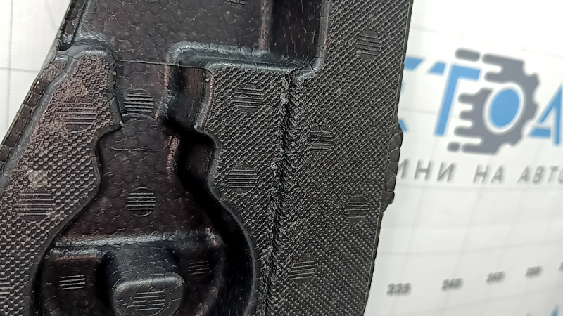 Пенопласт под инструмент Mazda 6 14-21 примят