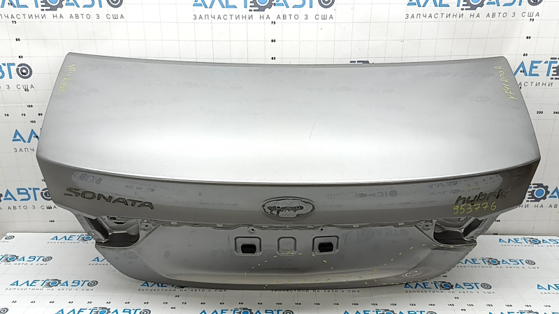 Крышка багажника Hyundai Sonata 11-15 hybrid, серебро FHM, вмятины