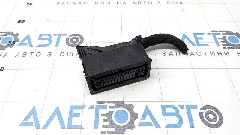 Фишка на блок ABS Hyundai Sonata 11-12 hybrid