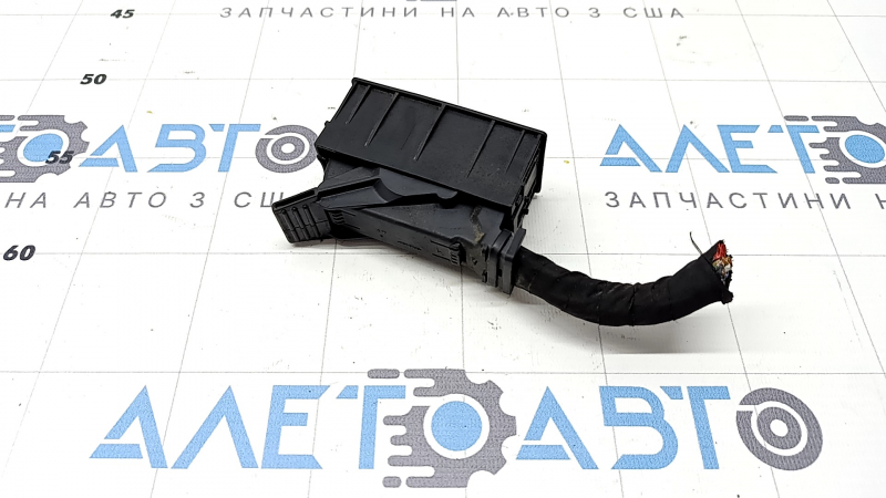 Фишка на блок ABS Hyundai Sonata 11-12 hybrid