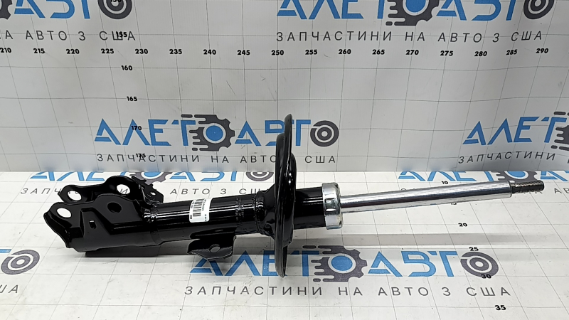 Амортизатор передний левый Toyota Camry v55 15-17 usa LE