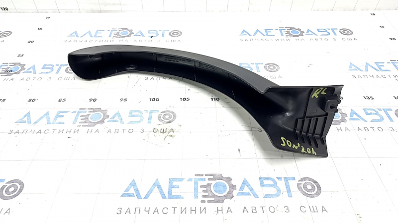 Накладка петли крышки багажника левая Hyundai Sonata 20-23 HEV