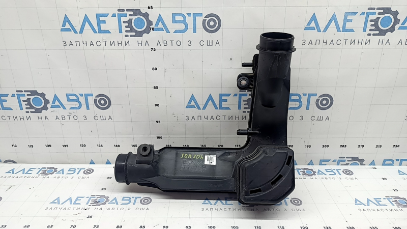 Воздуховод от фильтра Hyundai Sonata 20-26 HEV
