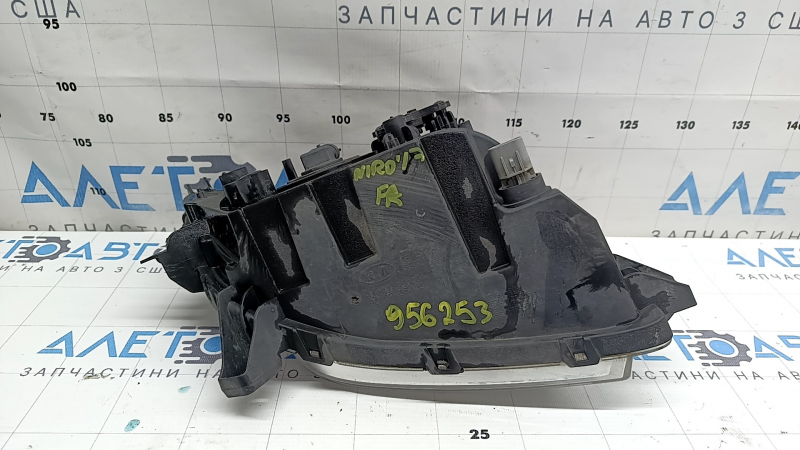 Противотуманная фара птф правая Kia Niro 17-19 HEV, PHEV, под полировку