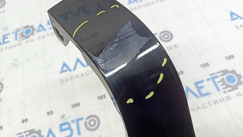 Накладка фонаря левая Kia Niro 17-22 большая, черный глянец, потерта