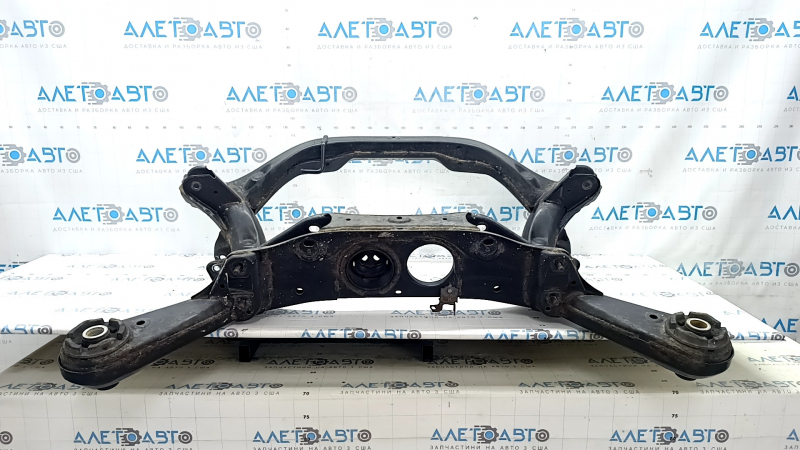 Подрамник задний Lexus RX450h 10-15 AWD ржавый, микротрещины 3 С/Б