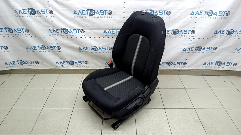 Водительское сиденье Hyundai Sonata 20-22 без airbag, механическое, ткань черная с серым