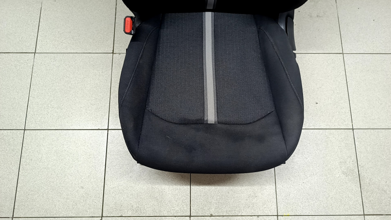 Водительское сиденье Hyundai Sonata 20-22 без airbag, механическое, ткань черная с серым