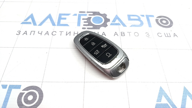 Ключ Hyundai Sonata 20-23 5 кнопок, без Digital Key, потерт