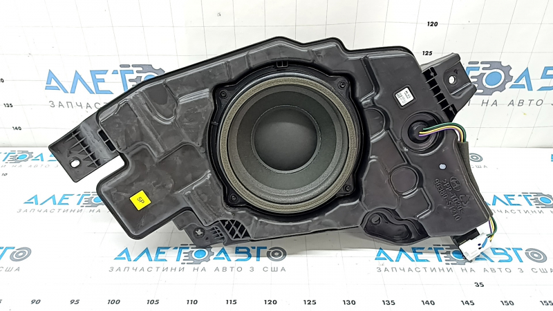 Сабвуфер Hyundai Santa FE 19-23 Harman Kardon