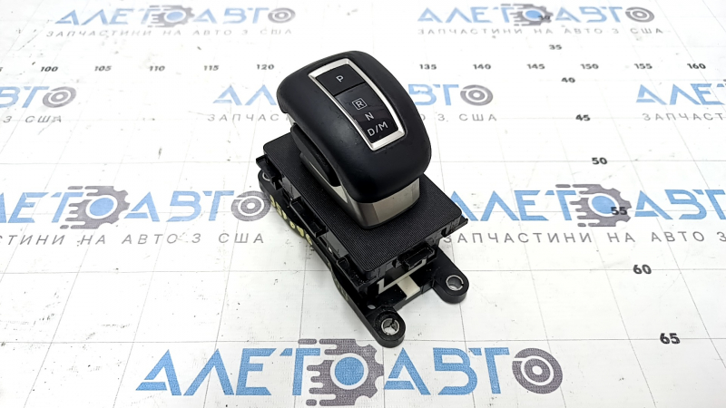 Шифтер КПП с ручкой Mitsubishi Outlander 22-26 кожа черная, царапины