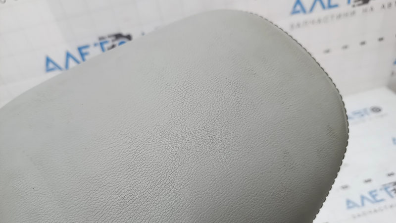 Подголовник передний правый Mitsubishi Outlander 22-26 кожа серая, под химчистку