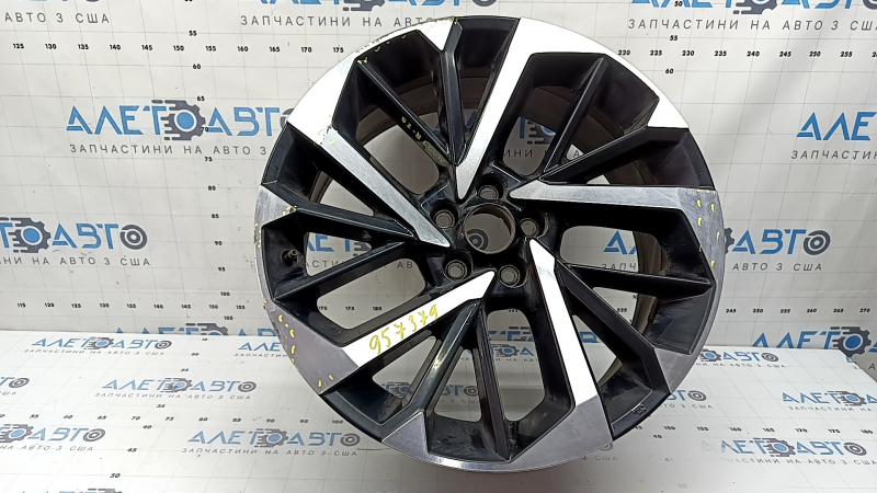 Диск колесный R20х8J ET35 Mitsubishi Outlander 22-26 черный с хромом, бордюрка