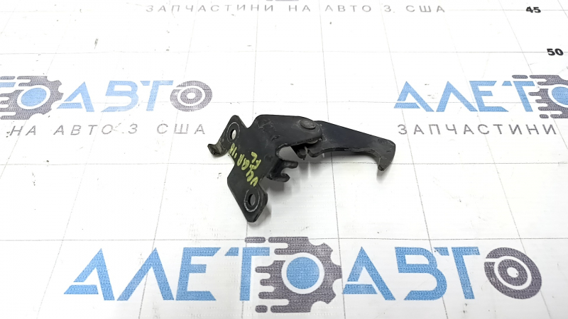 Крюк замка капота левый Land Rover Range Rover Velar 18-26