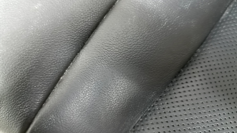 Задний ряд сидений 2 ряд левое Hyundai Santa FE 21-23 кожа черная, с подогревом, электроскладывание, примято, под чистку, царапины