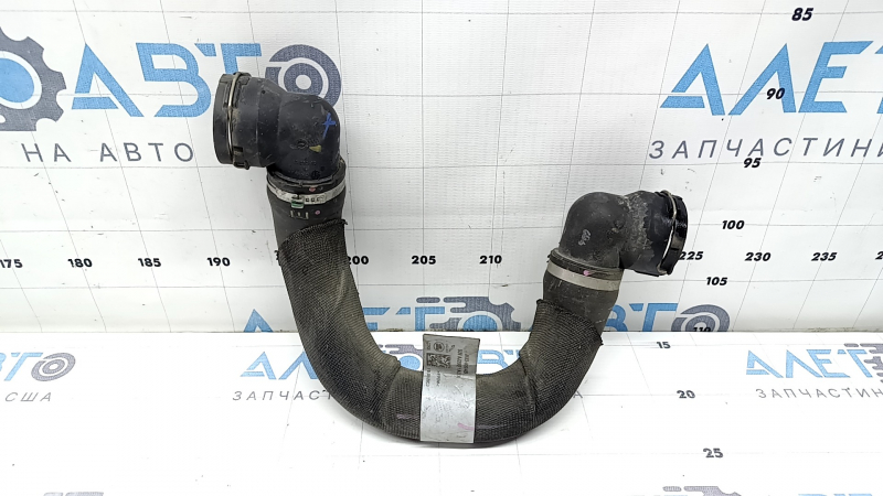 Патрубок охлаждения верхний Land Rover Range Rover Velar 18-26 2.0T