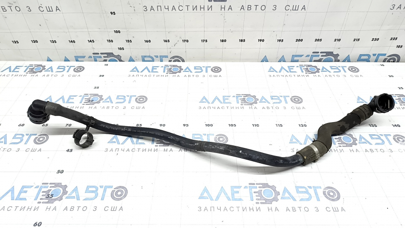 Патрубок охлаждения Land Rover Range Rover Velar 18-26 2.0T