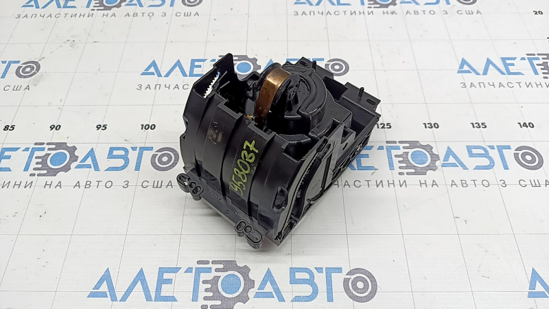 Подстаканники центральной консоли Land Rover Range Rover Velar 18-23 царапины