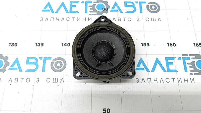 Динамик задней стойки правый Porsche Cayenne 19-26 Bose