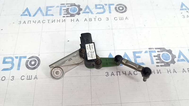 Датчик наклона кузова передний левый Tesla Model S 12-20 с тяжкой, тип 2