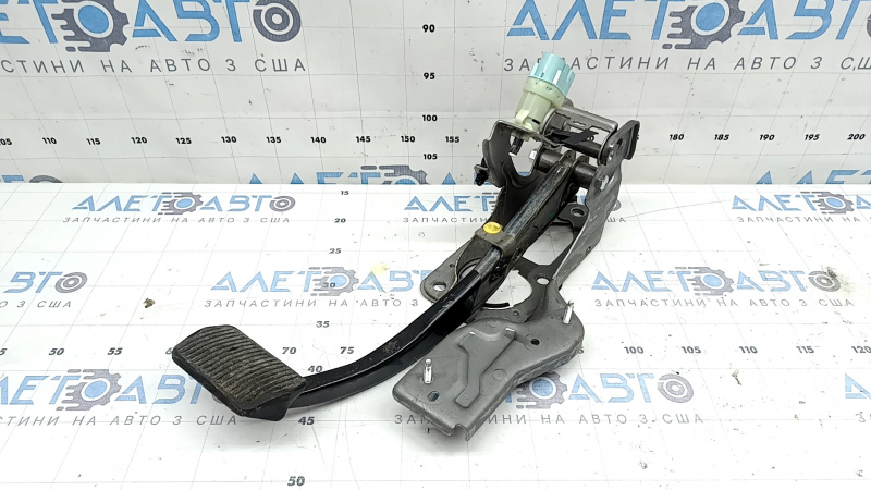 Педаль тормоза Ford Bronco Sport 21-26 с датчиком