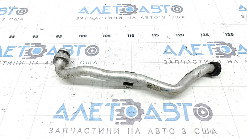 Трубка системы охлаждения металл правая Porsche Cayenne 19-26 2.9T, 3.0T