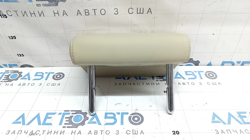 Подголовник 2 ряда центральный Audi A6 C7 12-18 кожа бежевая