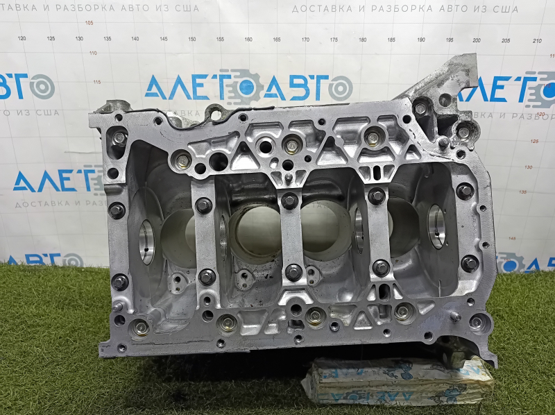 Блок цилиндров голый Mitsubishi Outlander 22-26 2.5 под гильзовку