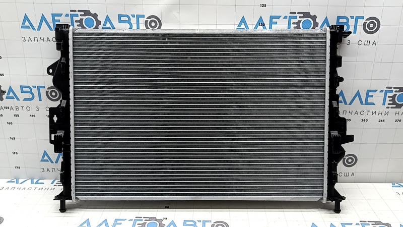 Радіатор охолодження вода Ford Transit Connect MK2 13-25 2.5