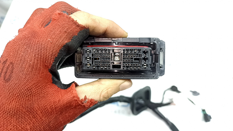 Проводка двери передняя правая Hyundai Tucson 22-26 под Keyless