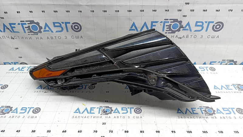 Дневной ходовой огонь DRL в сборе правый Hyundai Tucson 22-24 LED, темный