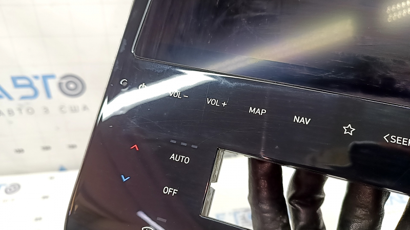 Монитор, дисплей, навигация Hyundai Tucson 22-24 с управления монитором и климатом, царапины