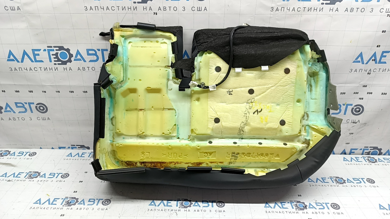 Подушка заднего ряда сидений 2 ряд правая Hyundai Tucson 22-26 кожа черная, перфорация, с подогревом, пятна оплавленного пластика, под химчистку