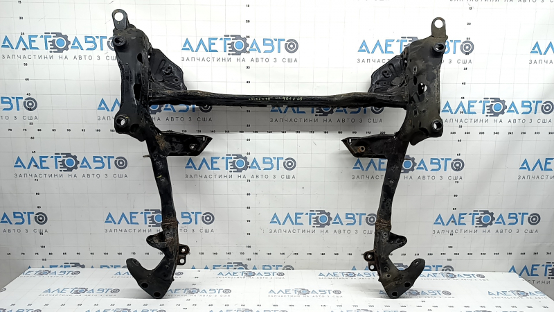 Підрамник передній Audi A6 C7 12-18 іржавий