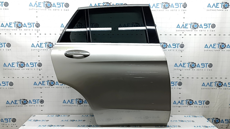Дверь в сборе задняя правая Mercedes GLC 16-22 SUV, keyless, тонировка, серебро 859
