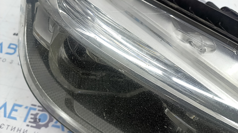 Фара передняя правая в сборе BMW 3 F30 16-18 LED сколы, под полировку